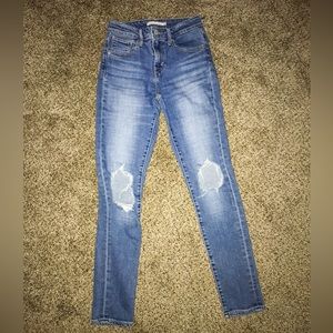 Levi Skinny Jeans